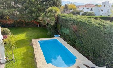 Casa B. Privado El Remanso, Chacras de Coria Mza