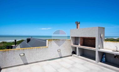 DEPARTAMENTO EN VENTA OSTENDE VISTA AL MAR COCHERA