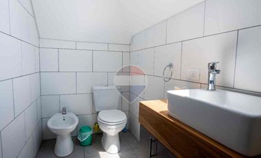 DEPARTAMENTO EN VENTA OSTENDE VISTA AL MAR COCHERA