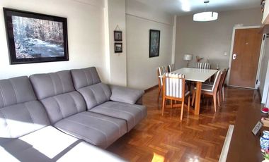 PERMUTA / 4 AMB C/BALCON + COCHERA C/2 BAÑOS LUMIN