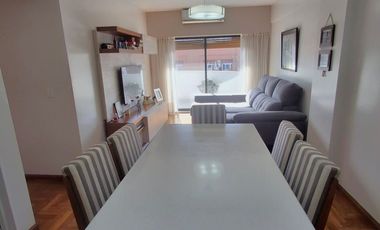 PERMUTA / 4 AMB C/BALCON + COCHERA C/2 BAÑOS LUMIN