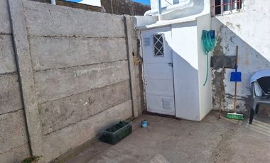 VENTA DE CASA EN PH DE DOS DORMITORIOS