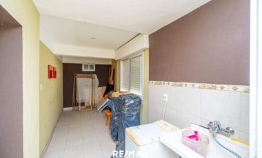 VENTA CASA RENOVADA MISIONES 200