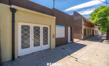 VENTA CASA RENOVADA MISIONES 200