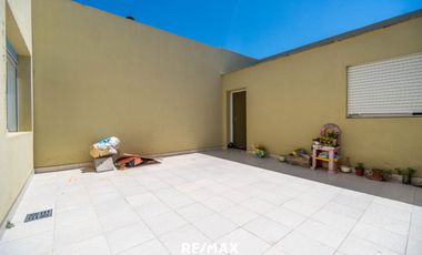 VENTA CASA RENOVADA MISIONES 200