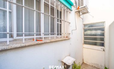 VENTA CASA EN PH DE 3 DORMITORIOS UNIVERSITARIO