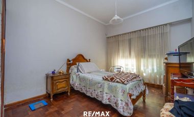 VENTA CASA EN PH DE 3 DORMITORIOS UNIVERSITARIO
