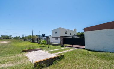 Venta Casa 3 dorm, pileta y parque en Caima