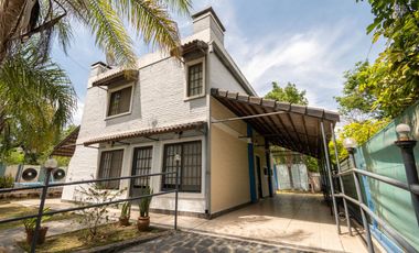 VENTA CASA 4 DORMITORIOS PILETA QUINCHO LAS PALTAS