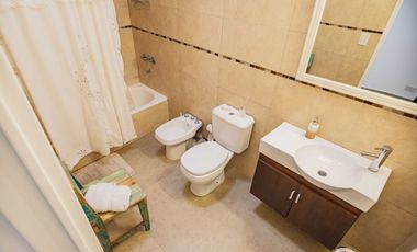 CASA UNA PLANTA ALQUILER Bo S FRANCISCO AL AGUA