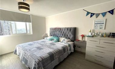 Departamento en Venta en Av. Américo Vespucio / Uno Oriente