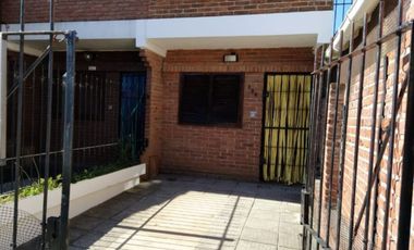 Excelente Duplex en Santa Teresita a 1 cuadra y media de la playa!!