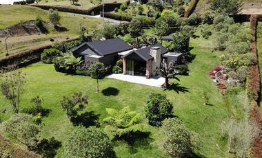 CASA CAMPESTRE EN VENTA UBICADA EN LA CEJA SECTOR EL TAMBO