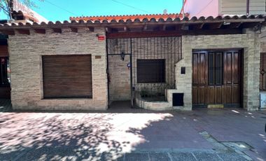 VENTA DE CASA B° BOMBAL - MENDOZA.