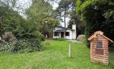 Venta casa 4 ambientes pileta Sierra de los Padres
