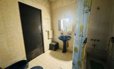 Venta PH 4 ambientes con jardín Sarandí