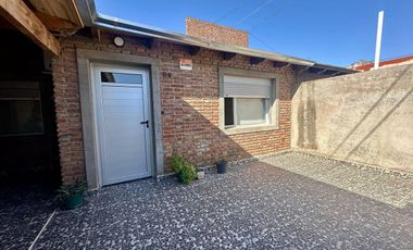 CASA EN VENTA EN POSTA ROLANDO AL 4000