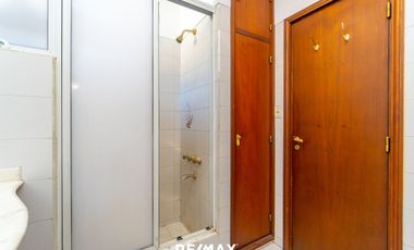 VENTA CASA 4 DORMITORIOS QUINCHO PILETA CENTRO