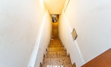 VENTA CASA 4 DORMITORIOS QUINCHO PILETA CENTRO