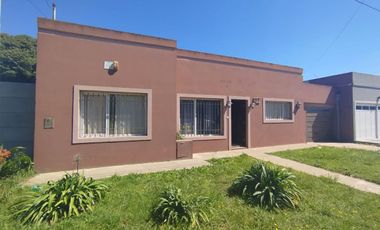 Venta Casa Calle 87 y 32-Gran ubicación-Necochea