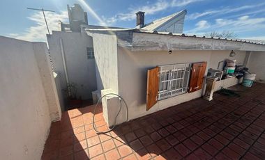 TALLER EN VENTA CON LOCAL Y CASA BECCAR