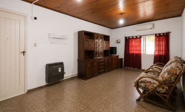 VENTA PH INDEPENDIENTE 3 AMB VILLA DOMINICO