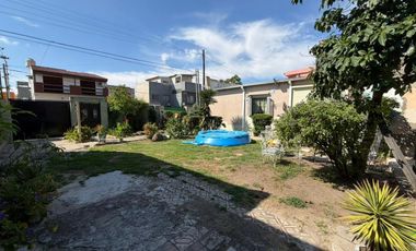 VENTA CASA Y LOTE EN SARANDI