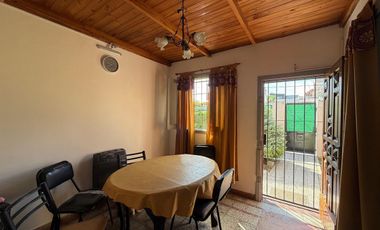 VENTA CASA Y LOTE EN SARANDI
