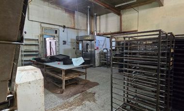 Venta Oportunidad Industrial y Residencial