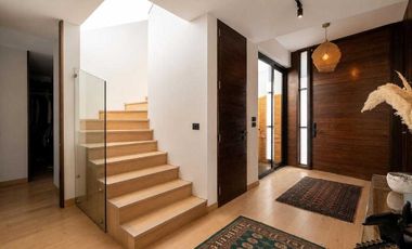 Casa en arriendo  en LO BARNECHEA