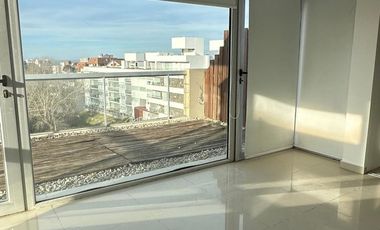 Departamento Venta Pinamar - Tríplex permuta