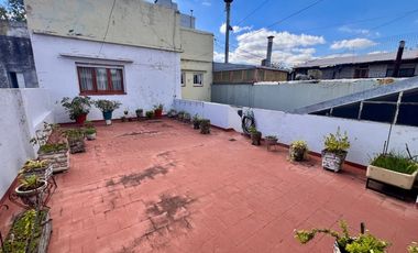 VENTA PH 3 AMBIENTES CON TERRAZA SIN EXPENSAS