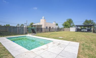 VENTA DE CASA DÚPLEX