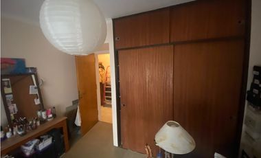 Chalet Cuatro Dormitorios Barrio Las Avenidas