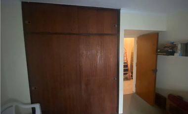 Chalet Cuatro Dormitorios Barrio Las Avenidas