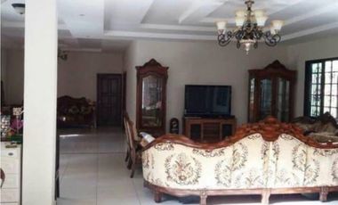 CASA ALBROOK 1000M2 3 PISOS GANGA..