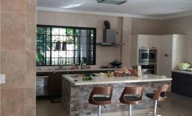 CASA ALBROOK 1000M2 3 PISOS GANGA..