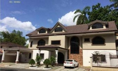 CASA ALBROOK 1000M2 3 PISOS GANGA..