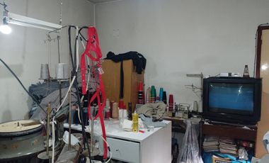 CASA  DE 3 AMBIENTES CON GAPON AL FONDO