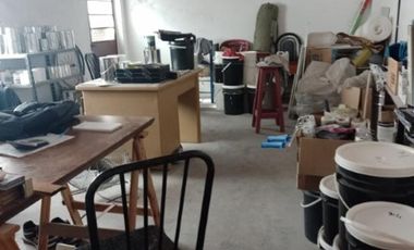 CASA  DE 3 AMBIENTES CON GAPON AL FONDO