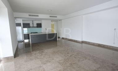 VENTA DE APARTAMENTO EN AVENIDA BALBOA $550.000 #451