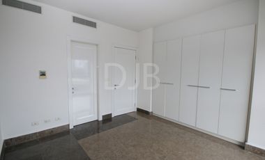 VENTA DE APARTAMENTO EN AVENIDA BALBOA $550.000 #451