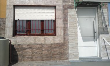 Chalet 3amb + dpto monoambiente / Zona San Juan