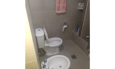 VENTA EN BLOCK 4 DEPARTAMENTOS MAS CHALET