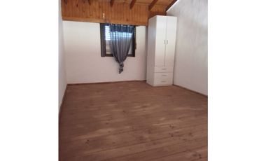 VENTA EN BLOCK 4 DEPARTAMENTOS MAS CHALET