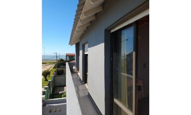 VENTA EN BLOCK 4 DEPARTAMENTOS MAS CHALET
