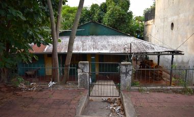 Terreno por calle Brasil