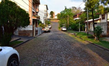 Terreno por calle Brasil