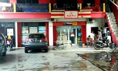 Disewakan tanah dan bangunan dekat terminal Pulogebang
