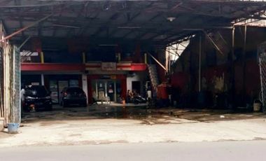 Disewakan tanah dan bangunan dekat terminal Pulogebang